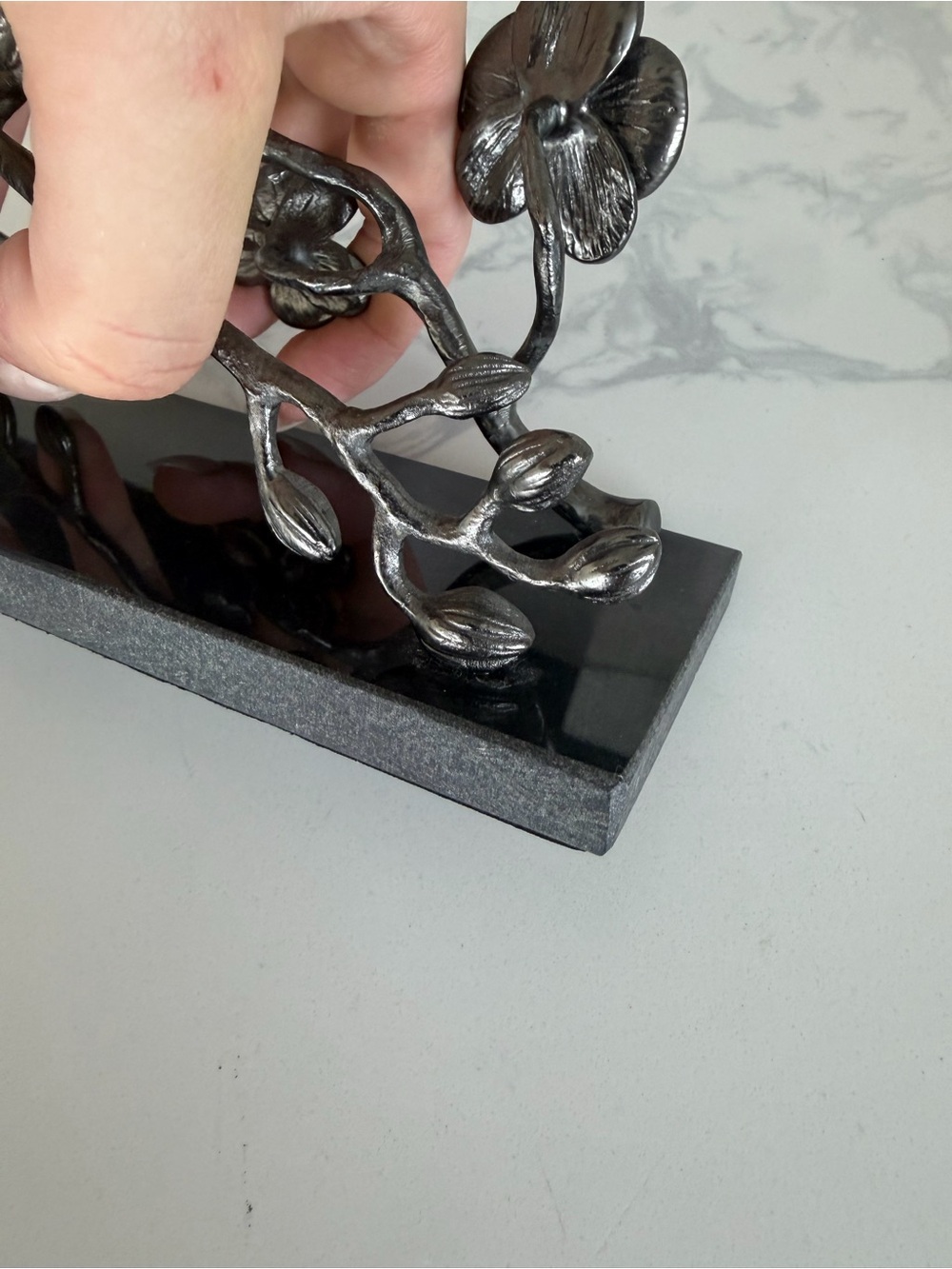 Michael Adam black orchid napkin holder - Picture 7 of 9